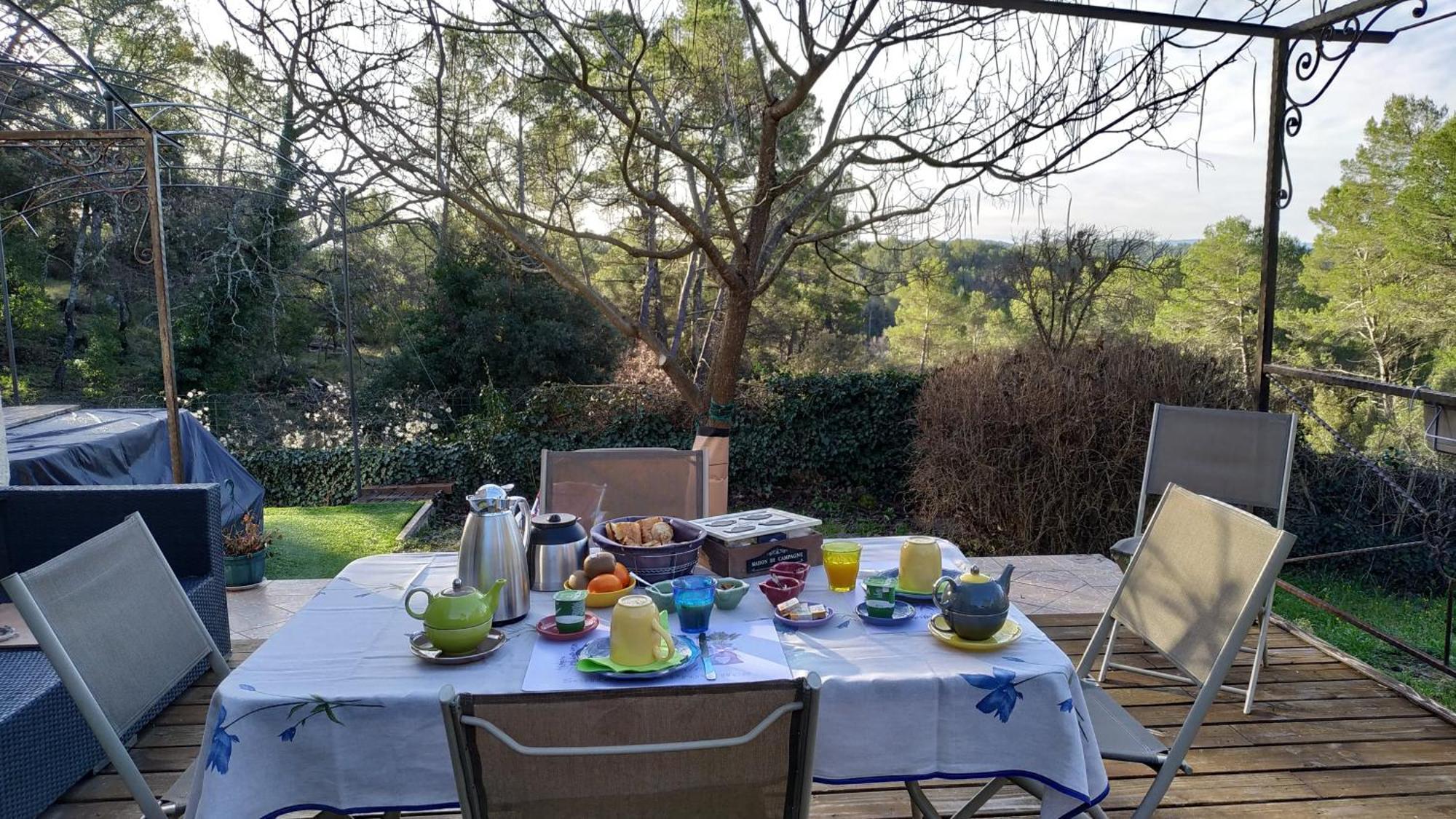 Bed and Breakfast La Pinede De Manon Barjols Esterno foto