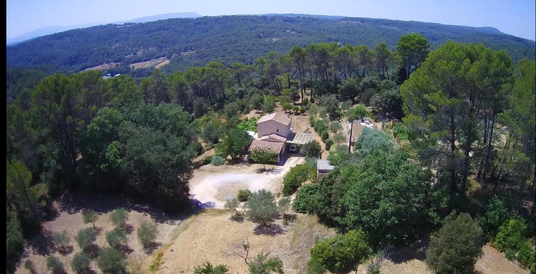 Bed and Breakfast La Pinede De Manon Barjols Esterno foto